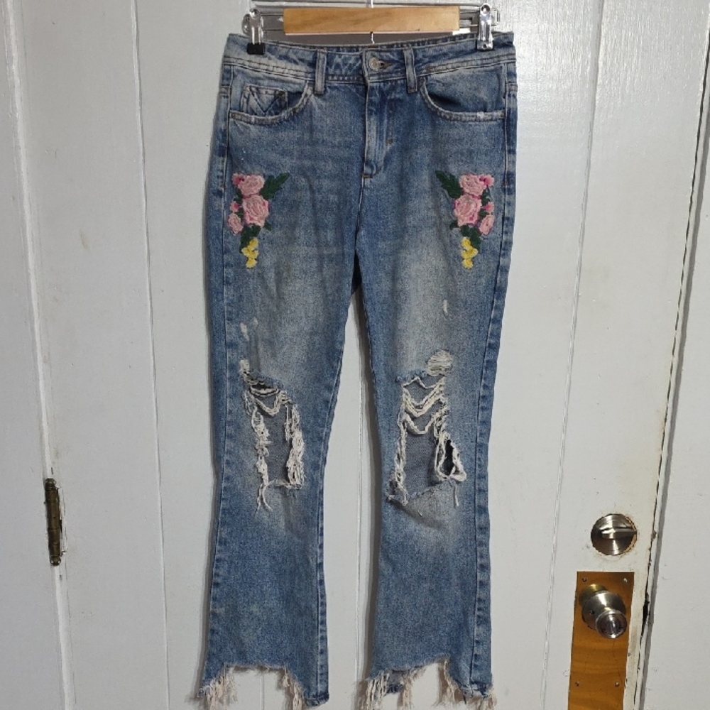 Zara Basic Z1975 Denim Women's/Junior's Distressed Floral Embroidered Sz 4 EUC
